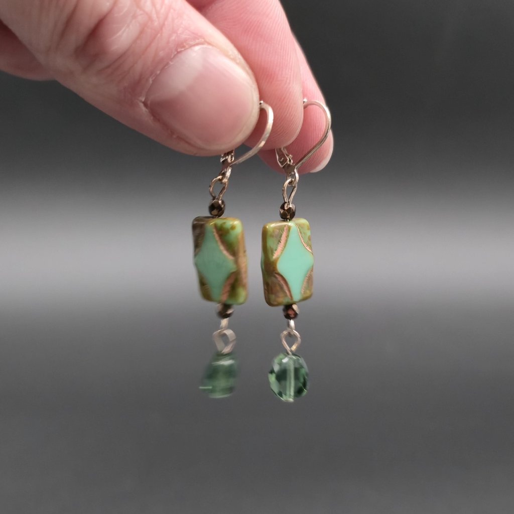 Silver Plated Czech Glass Bead Handmade Earrings A7096
